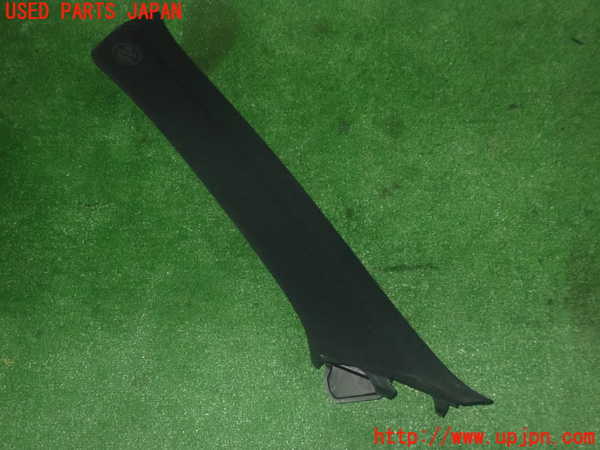 1UPJ-25767660]ハリアー(ZSU60W)左フロントピラートリム 中古_m0001.jpg