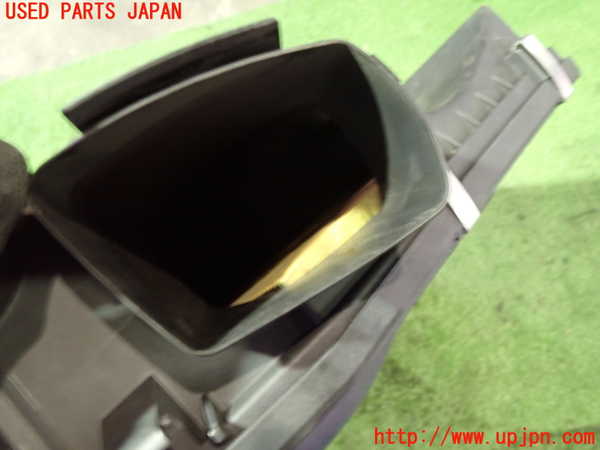 1UPJ-25772560]BMW Z4 (E89) (LM30)エアクリーナーボックス 中古_m0002.jpg