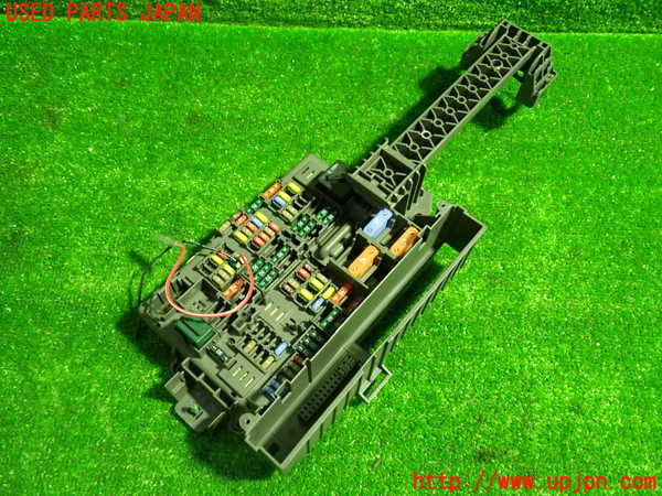 1UPJ-25776741]BMW Z4 (E89) (LM30)ヒューズボックス1 中古_m0001.jpg