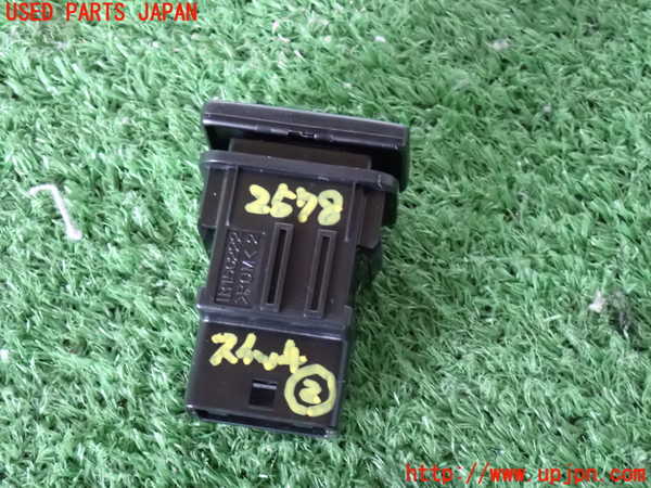 2UPJ-25786307]ハリアー(ZSU60W)スイッチ2 (バックドア) 中古_m0002.jpg