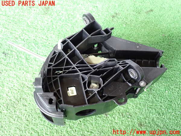 2UPJ-25787555]ハリアー(ZSU60W)ATシフトレバー 中古_m0003.jpg
