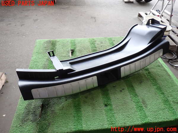 5UPJ-25787740]ハリアー(ZSU60W)スカッフプレート 中古_m0001.jpg