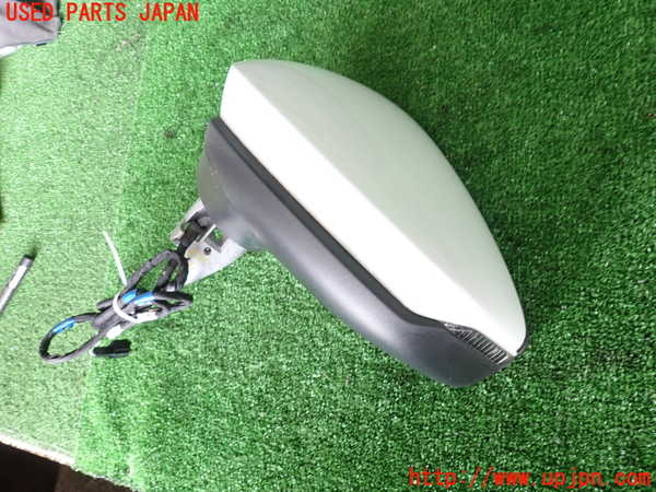 2UPJ-25801212]アウディ・A3 スポーツバック(GYDNNF)左ドアミラー 中古_m0001.jpg