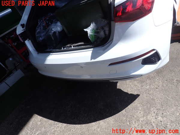 2UPJ-25801610]アウディ・A3 スポーツバック(GYDNNF)リアバンパー 中古_m0001.jpg