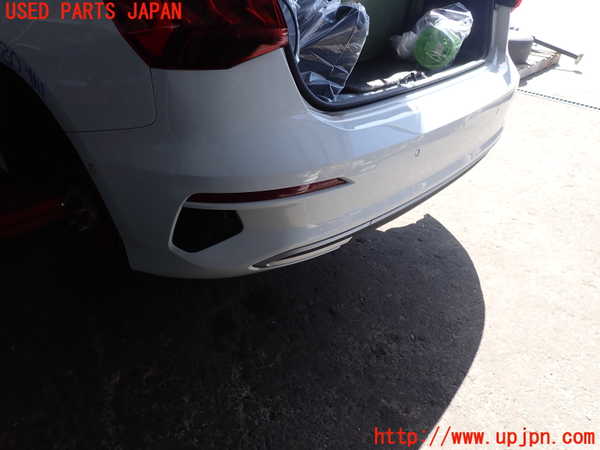 2UPJ-25801610]アウディ・A3 スポーツバック(GYDNNF)リアバンパー 中古_m0002.jpg