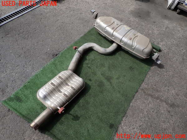 2UPJ-25802671]アウディ・A3 スポーツバック(GYDNNF)リアマフラー1 中古_m0001.jpg