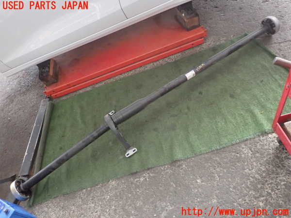 2UPJ-25803410]アウディ・A3 スポーツバック(GYDNNF)リアプロペラシャフト 中古_m0001.jpg