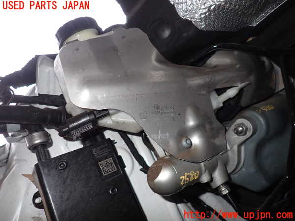 2UPJ-25804050]アウディ・A3 スポーツバック(GYDNNF)ブレーキマスターシリンダー 中古_m0002.jpg