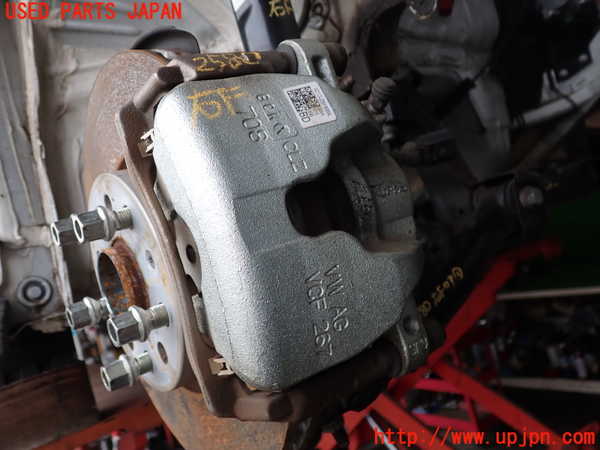2UPJ-25804080]アウディ・A3 スポーツバック(GYDNNF)右フロントキャリパー 中古_m0001.jpg