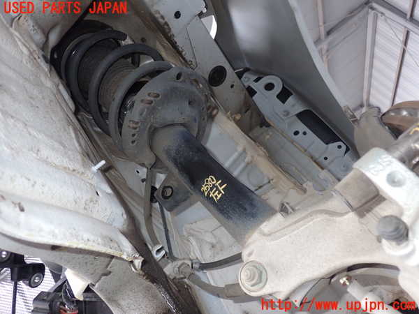 2UPJ-25805025]アウディ・A3 スポーツバック(GYDNNF)左フロントストラット 中古_m0001.jpg