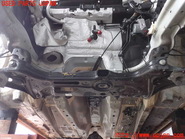 2UPJ-25805285]アウディ・A3 スポーツバック(GYDNNF)フロントメンバー 中古_m0001.jpg