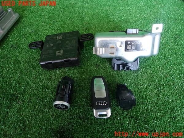 2UPJ-25806110]アウディ・A3 スポーツバック(GYDNNF)エンジンコンピューター 中古_m0003.jpg