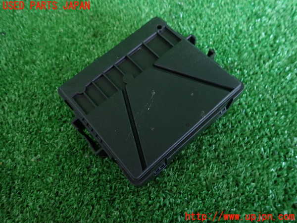 2UPJ-25806149]アウディ・A3 スポーツバック(GYDNNF)コンピューター4 (ヘッドライトコントロール) 中古_m0002.jpg