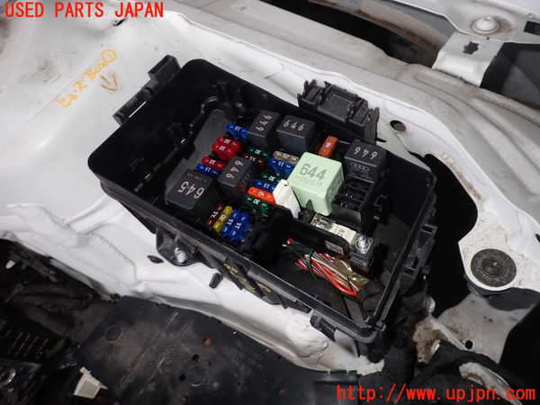 2UPJ-25806741]アウディ・A3 スポーツバック(GYDNNF)ヒューズボックス1 中古_m0003.jpg