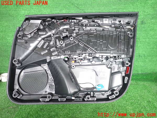 2UPJ-25801264]アウディ・A3 スポーツバック(GYDNNF)左前ドア内張り 中古_m0003.jpg