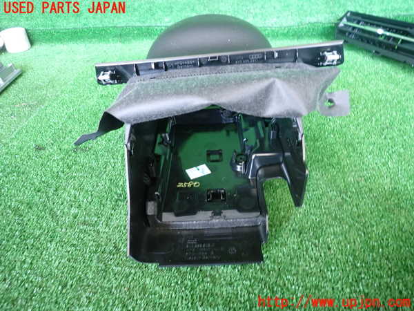 2UPJ-25807905]アウディ・A3 スポーツバック(GYDNNF)コラムカバー 中古_m0003.jpg