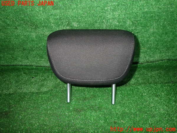 2UPJ-25807150]アウディ・A3 スポーツバック(GYDNNF)右2列目ヘッドレスト 中古_m0001.jpg