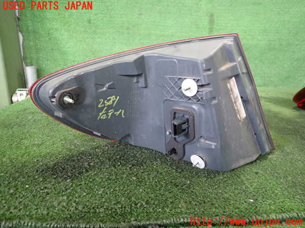 2UPJ-25811530]BMW 523i(FP25)右テールランプ 中古 【F10】_m0002.jpg