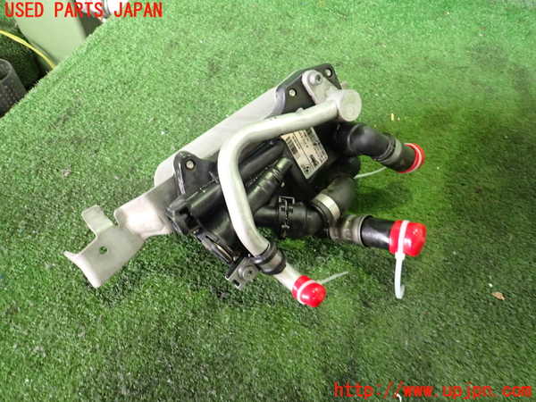 2UPJ-25812481]BMW 523i(FP25)オイルクーラー1 中古 【F10】_m0002.jpg