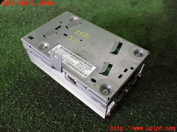 2UPJ-25816525]BMW 523i(FP25)アンプ 中古 【F10】_m0001.jpg