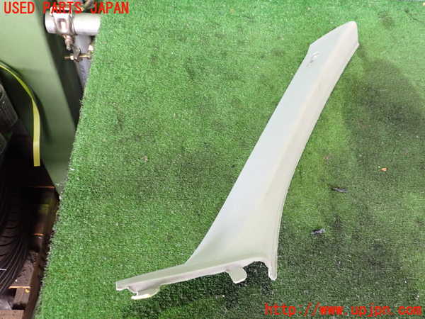 2UPJ-25817655]BMW 523i(FP25)右フロントピラートリム 中古 【F10】_m0001.jpg