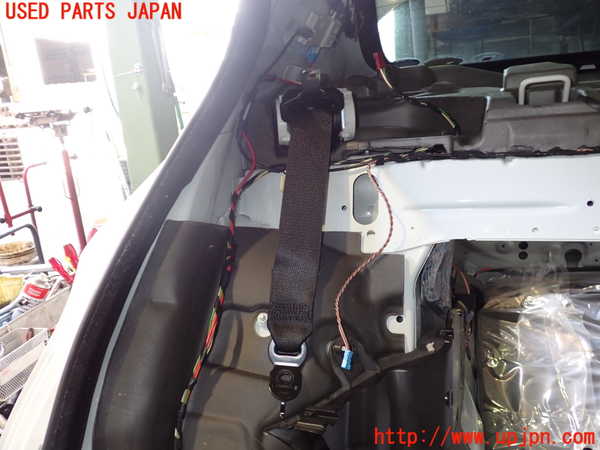 2UPJ-25817155]BMW 523i(FP25)右2列目シートベルト 中古 【F10】_m0001.jpg