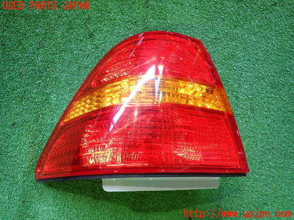 2UPJ-25821536]セルシオ(UCF31)左テールランプ 中古_m0001.jpg