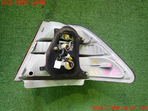 2UPJ-25821536]セルシオ(UCF31)左テールランプ 中古_m0002.jpg