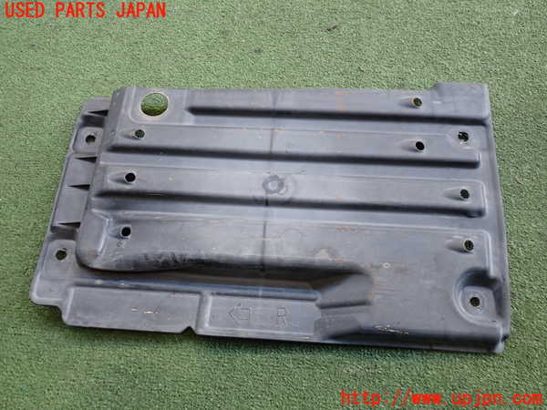 2UPJ-25821722]セルシオ(UCF31)アンダーカバー2 中古_m0002.jpg