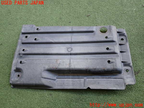 2UPJ-25821723]セルシオ(UCF31)アンダーカバー3 中古_m0002.jpg