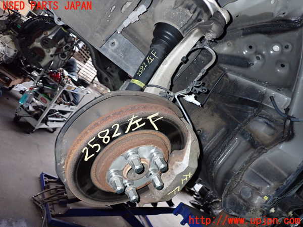 2UPJ-25824295]セルシオ(UCF31)左フロントナックルハブ 中古_m0001.jpg
