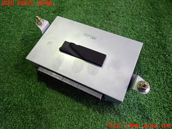 2UPJ-25826120]セルシオ(UCF31)サスペンションコンピューター 中古_m0002.jpg