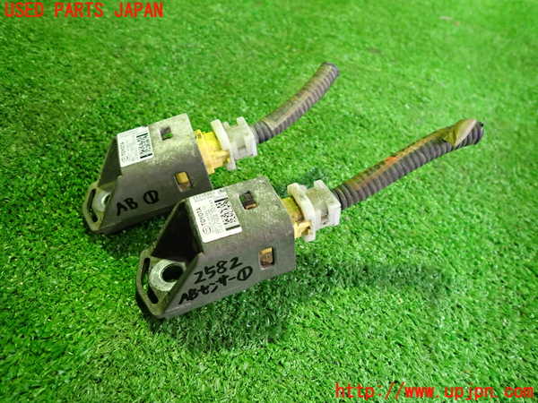 2UPJ-25826356]セルシオ(UCF31)エアバッグセンサー1 中古_m0001.jpg