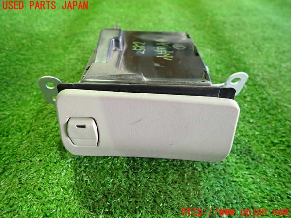 2UPJ-25827841]セルシオ(UCF31)小物入れ1 中古_m0001.jpg