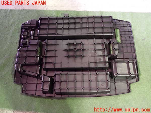 2UPJ-25827773]セルシオ(UCF31)ラゲッジトレイ3 中古_m0002.jpg