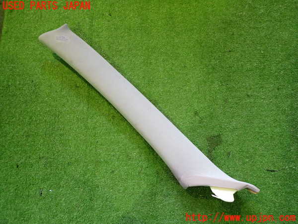 2UPJ-25827660]セルシオ(UCF31)左フロントピラートリム 中古_m0001.jpg