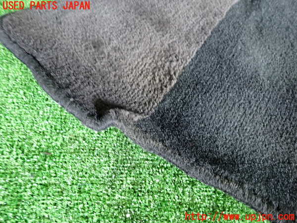 5UPJ-25837800]インプレッサ WRX-STi B型(GDB)フロアマット 中古_m0003.jpg