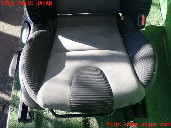 2UPJ-25847035]RX-8(SE3P)運転席シート 中古_m0003.jpg