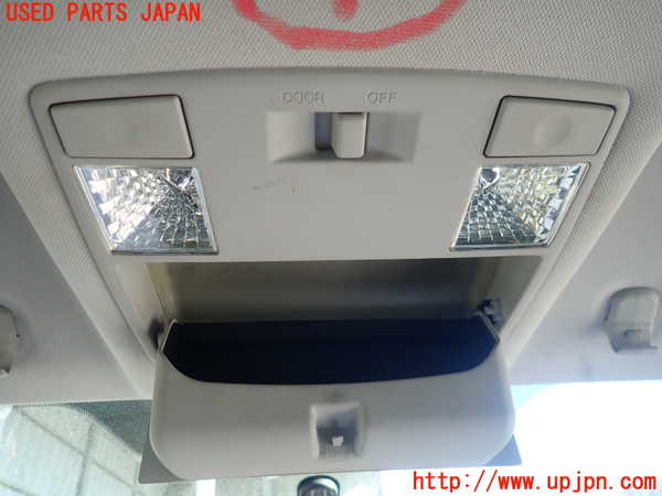 2UPJ-25846411]RX-8(SE3P)ルームランプ1 (真中 1列目) 中古_m0002.jpg