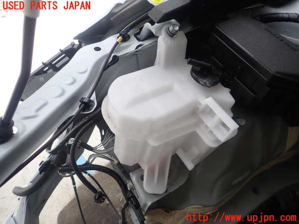 1UPJ-25852410]カローラ ツーリング ハイブリッド(ZWE219W)ラジエータータンク 中古_m0001.jpg