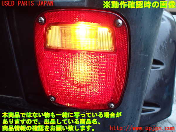 1UPJ-25861530]ジープ・ラングラー(TJ40S)右テールランプ 中古_m0004.jpg