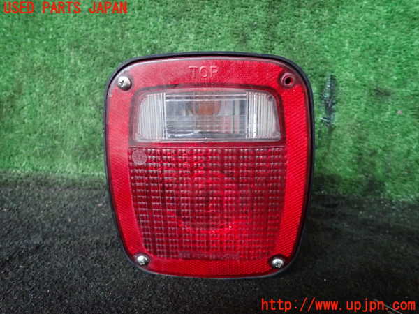 1UPJ-25861536]ジープ・ラングラー(TJ40S)左テールランプ 中古_m0001.jpg