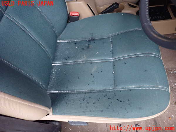 1UPJ-25867035]ジープ・ラングラー(TJ40S)運転席シート 中古_m0003.jpg