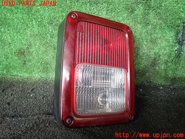 1UPJ-25871536]ジープ・ラングラー(JK38S)左テールランプ 中古_m0001.jpg