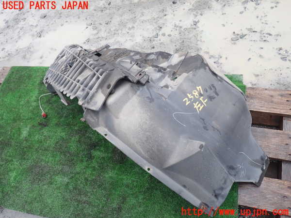 1UPJ-25871092]ジープ・ラングラー(JK38S)左前フェンダーライナー 中古_m0001.jpg