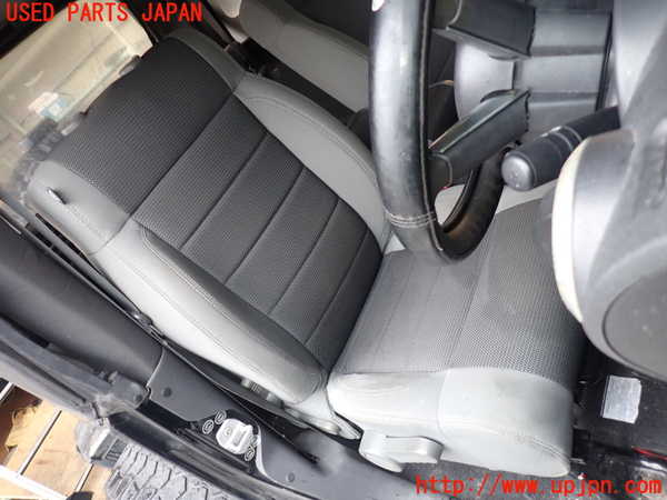 1UPJ-25877035]ジープ・ラングラー(JK38S)運転席シート 【ジャンク】_m0001.jpg