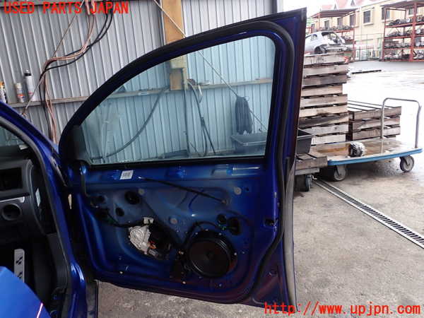 2UPJ-25881230]VW ゴルフ R32(1KBUBF)右前ドア (43R-001057) 中古_m0004.jpg