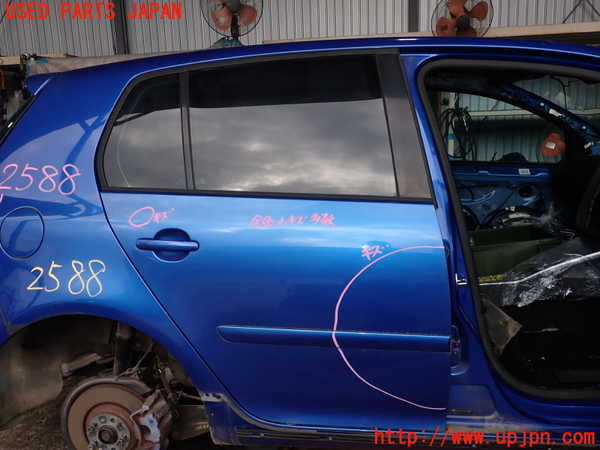 2UPJ-25881290]VW ゴルフ R32(1KBUBF)右後ドア (43R-001057) 中古_m0001.jpg