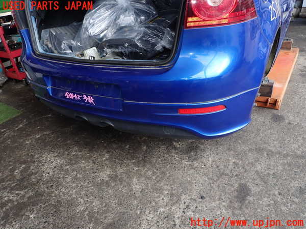 2UPJ-25881610]VW ゴルフ R32(1KBUBF)リアバンパー 中古_m0001.jpg