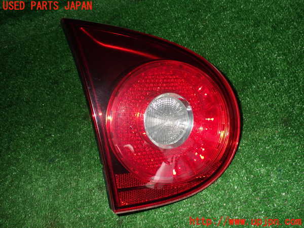 2UPJ-25881552]VW ゴルフ R32(1KBUBF)左リアフィニッシャー 中古_m0001.jpg